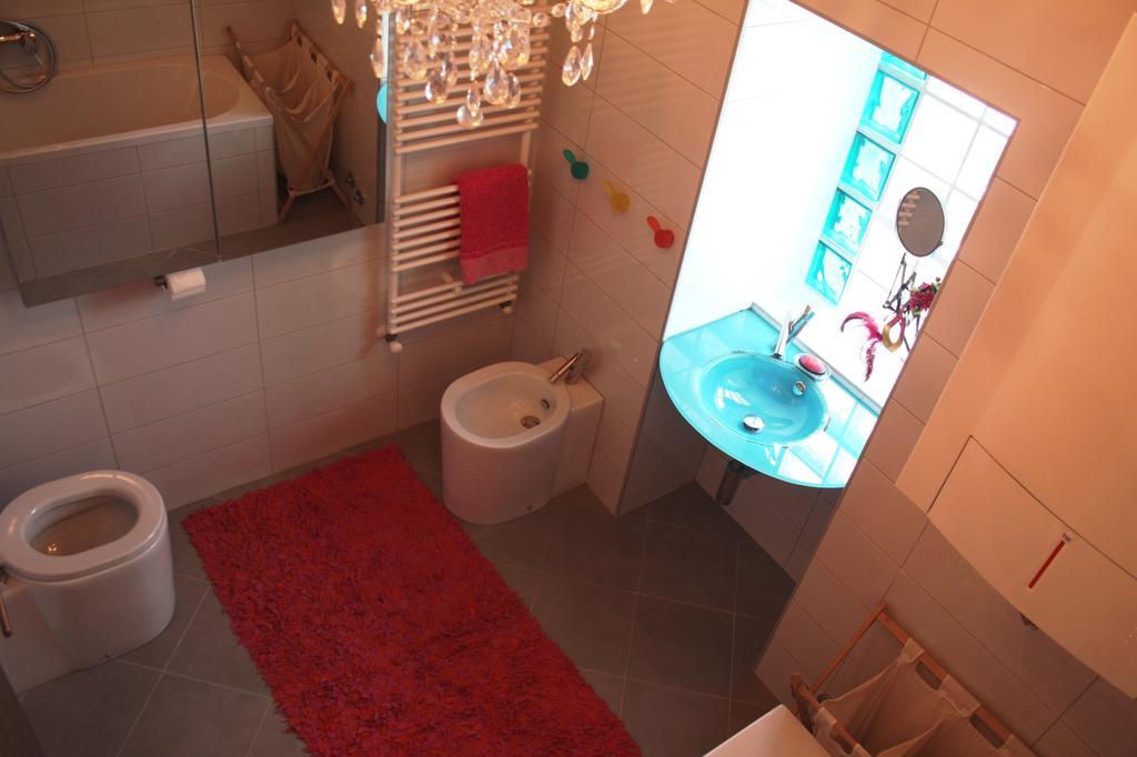 Orange Cube Apartment Rijeka Rum bild