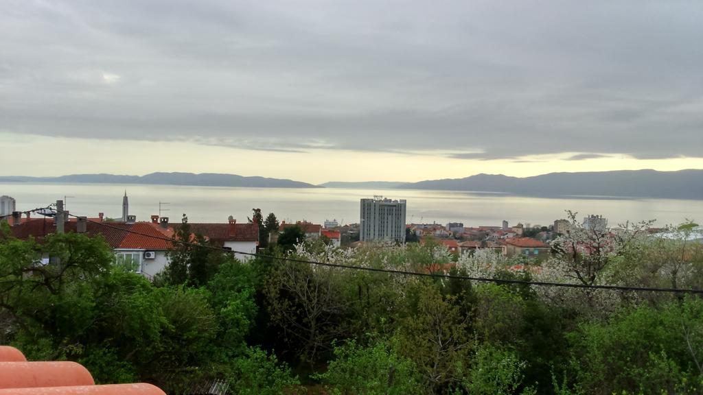 Orange Cube Apartment Rijeka Exteriör bild
